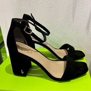 Elegant Black Block Heel Sandals